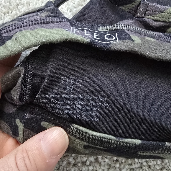 Fleo Camo Reinette Sports Bra Sz XL - Picture 3 of 3